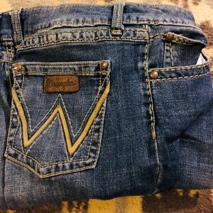 Wrangler Retro Mae Boot Cut 13 x 34 Jeans